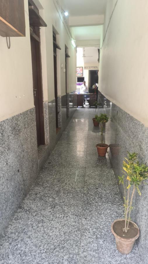 New Bombay Lodge Nagpur Buitenkant foto