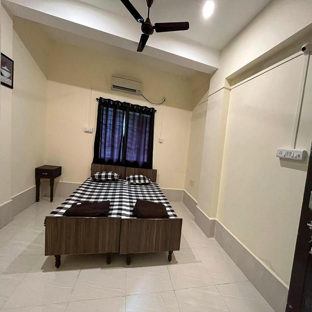New Bombay Lodge Nagpur Buitenkant foto